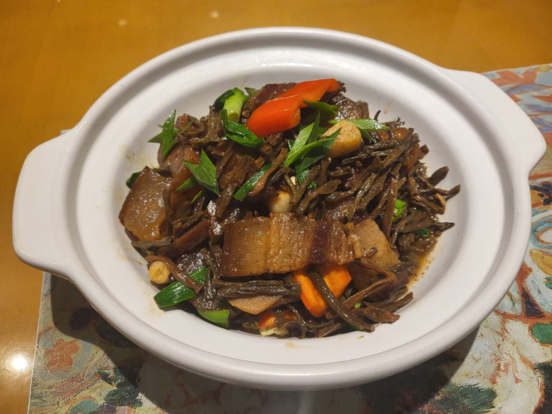 金寨干豆角烧土猪肉