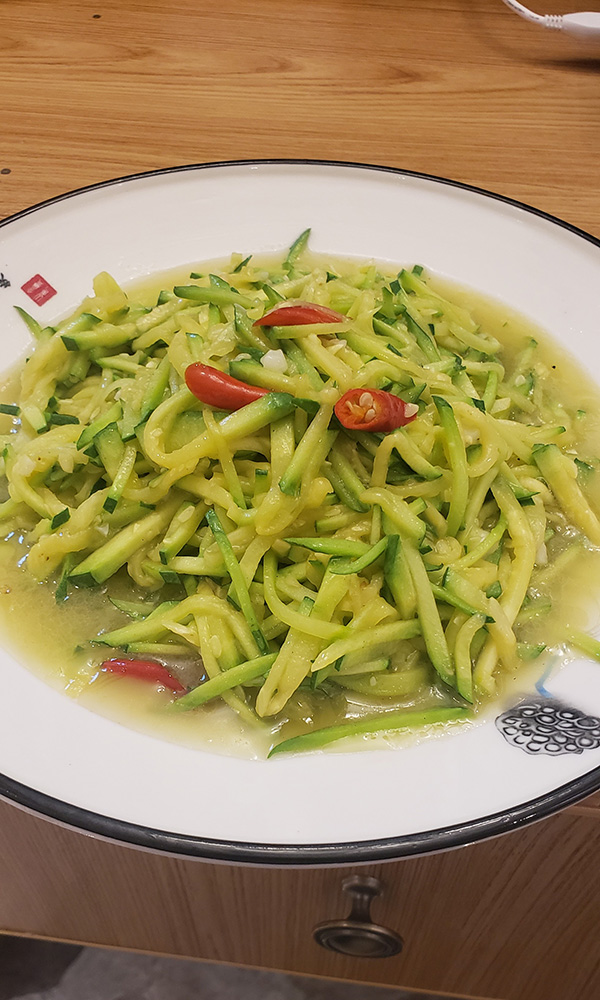 素炒土黄瓜