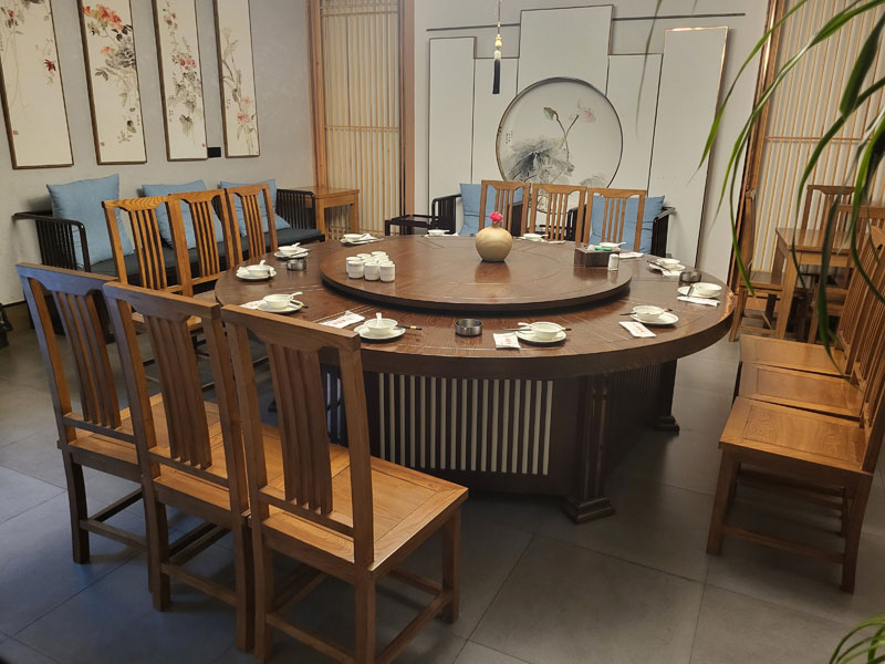 将军岭土菜馆12人包厢